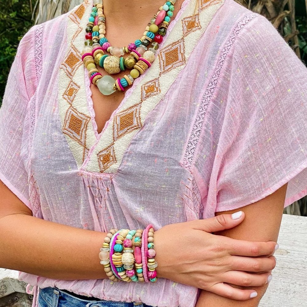 💗Free People Like A Breeze Pullover Boho Embroidery Baby Pink